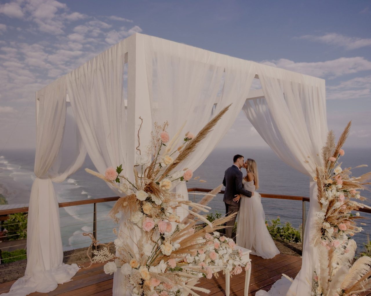 my-wedding-in-bali-hero_1 my-wedding-in-bali-hero_1